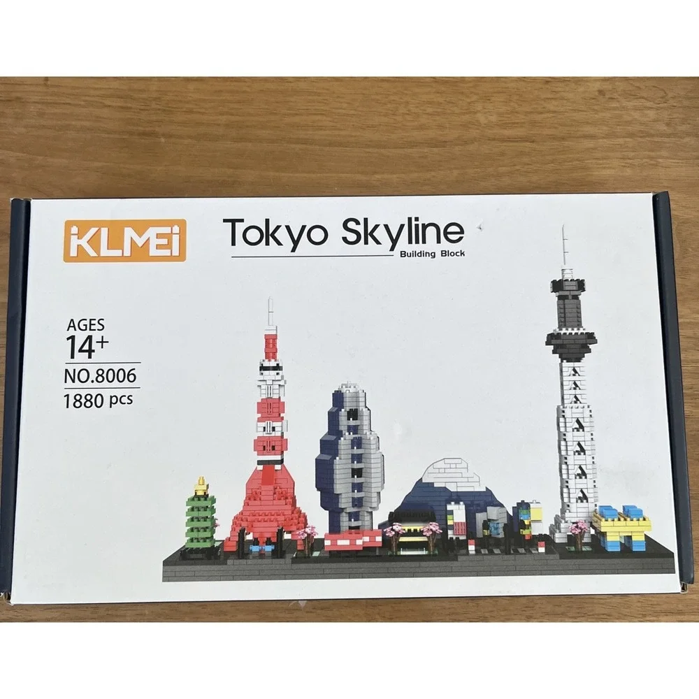KLMEi Tokyo City Skyline Building Blocks - New in box 1800 pieces, Travel Memory